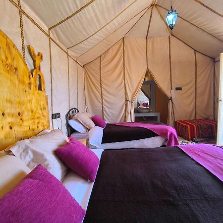 ホテル Luxury Bega Camp メルズーガ エクステリア 写真