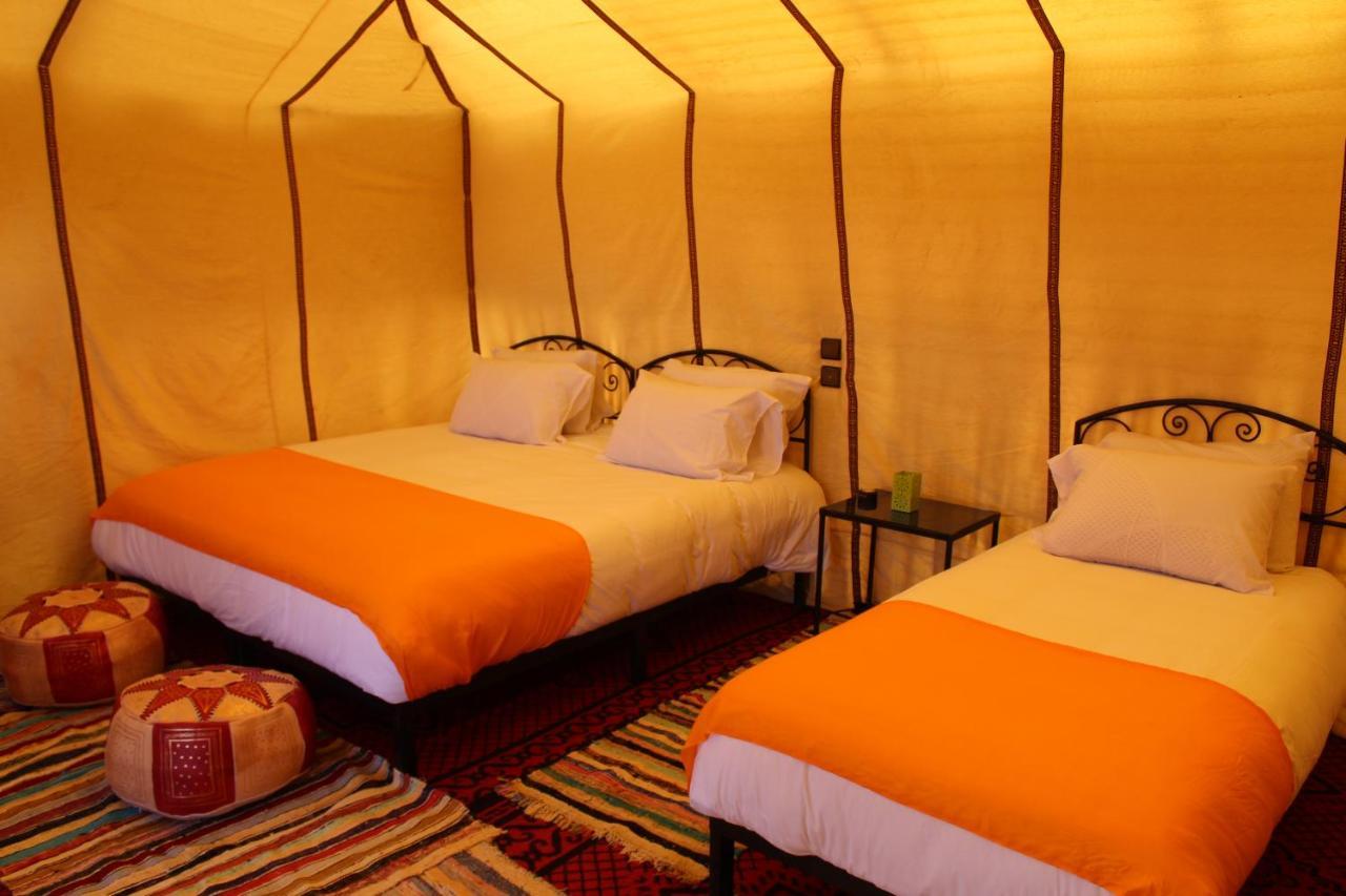 ホテル Luxury Bega Camp メルズーガ エクステリア 写真
