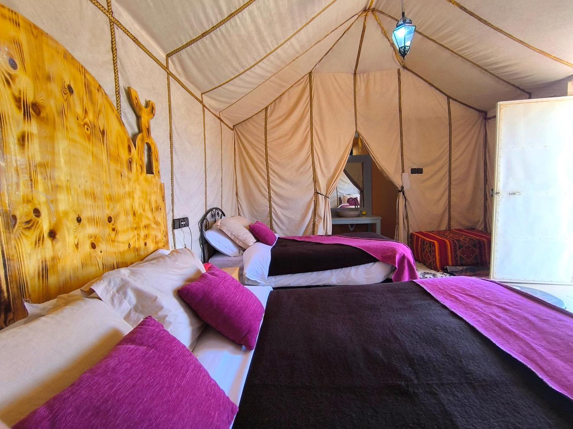 ホテル Luxury Bega Camp メルズーガ エクステリア 写真