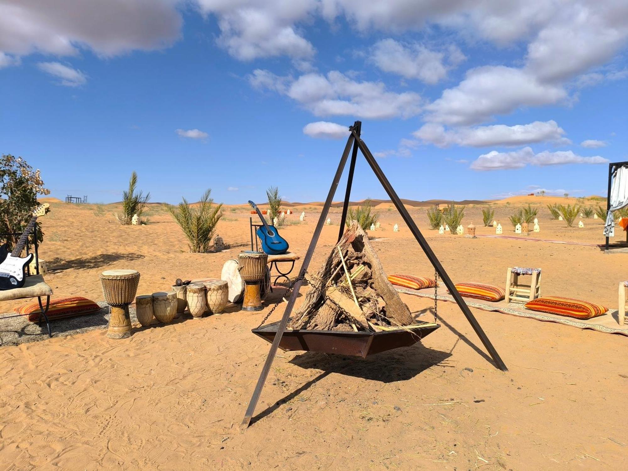 ホテル Luxury Bega Camp メルズーガ エクステリア 写真